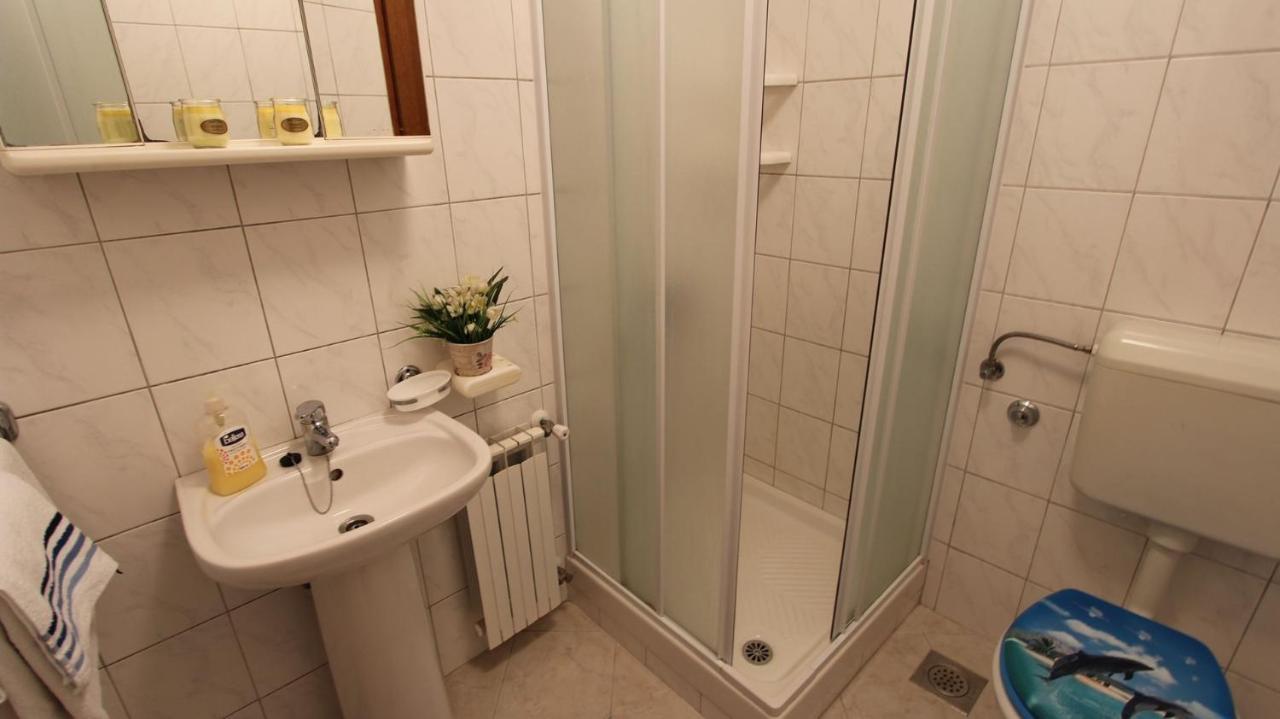 Apartments Grzetic Malinska Luaran gambar